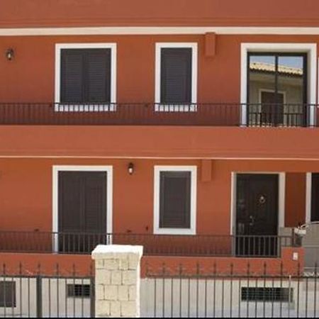 B&B Alloggi Buonasera Pozzallo Habitación foto